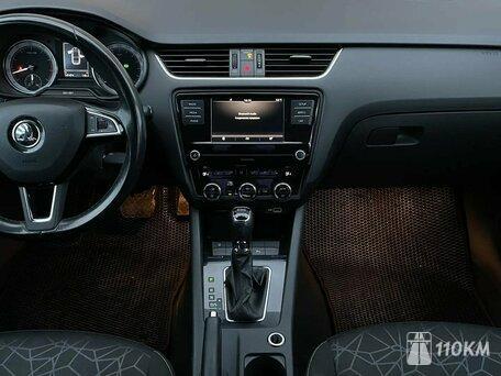Skoda, Octavia, 1400, 245, бензин, хэтчбек, робот, передний привод, среднее состояние, левый, черный, 1 900 000 ₽