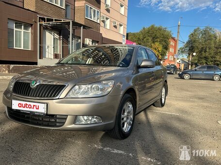Skoda, Octavia, 1600, 102, бензин, хэтчбек, механика, передний привод, среднее состояние, левый, бежевый, 795 000 ₽