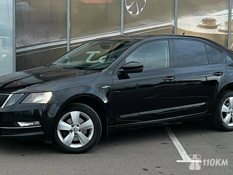 Skoda, Octavia, 1400, 245, бензин, хэтчбек, робот, передний привод, среднее состояние, левый, черный, 1 900 000 ₽